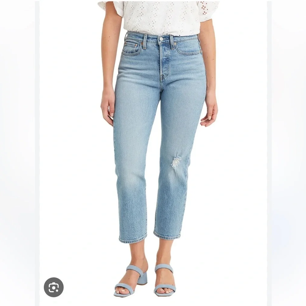 Levi's jeans Premium Womens W28 Wedgie Straight Leg Crop Denim Blue Button-fly - Picture 1 of 8